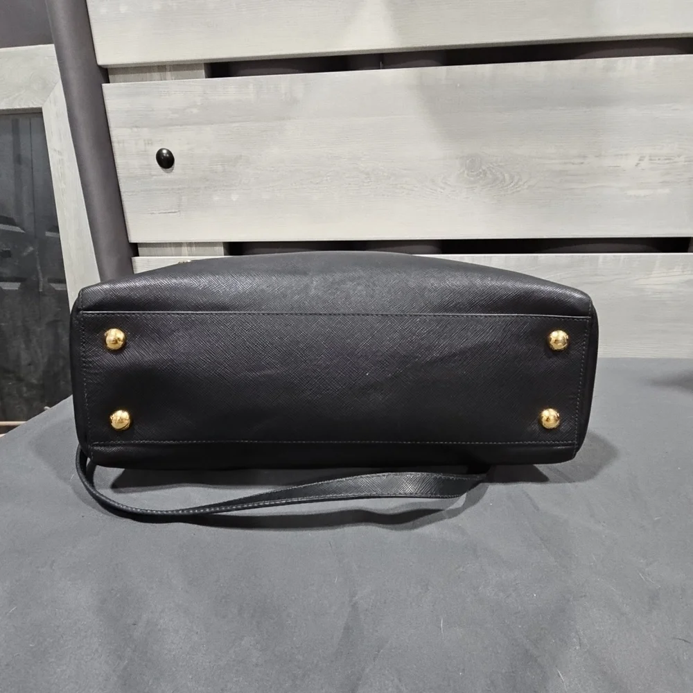 Black leather Prada Galleria Saffiano Lux tote bag - Picture 5 of 7